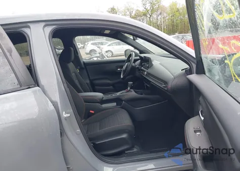 2024 Honda Hr-V Awd Sport/Awd Sport W/O Bsi from USA, damaged, VIN 3CZRZ2H52RM761643